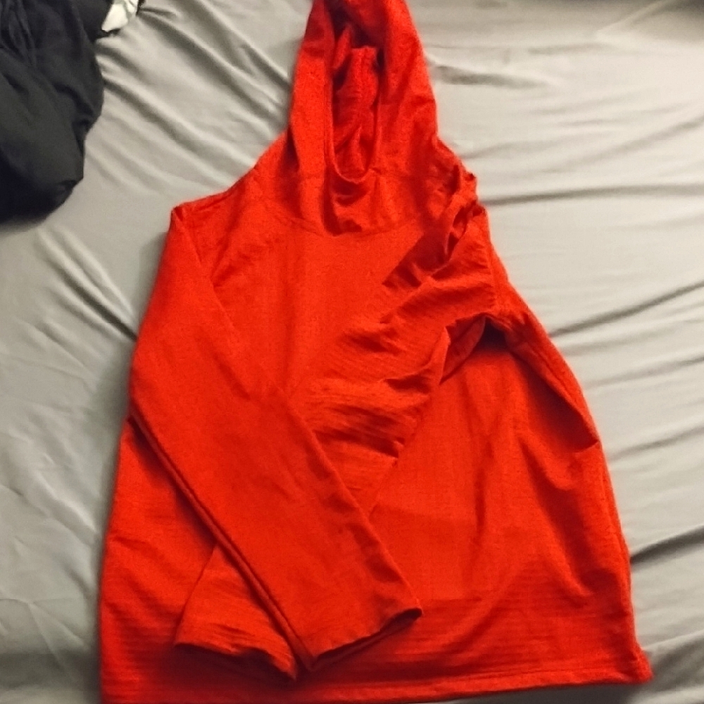 Athletic Works Red Long Sleeve Top With Hood